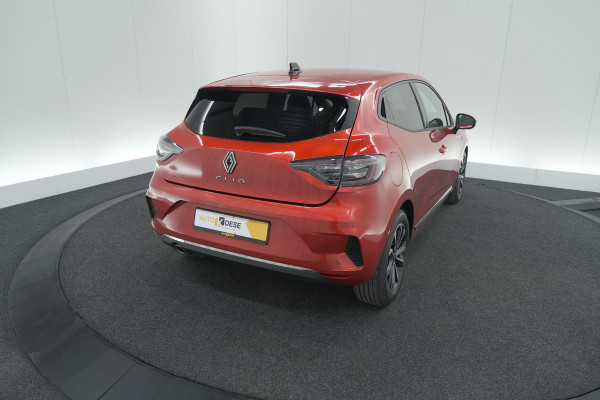 Renault Clio TCe 90 GPF techno | 360 Camera | Adaptieve Cruise Control | Navigatie | 9.3 Inch Groot Scherm