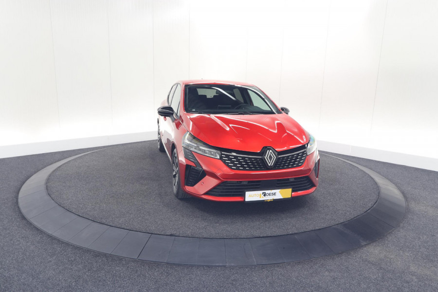Renault Clio TCe 90 GPF techno | 360 Camera | Adaptieve Cruise Control | Navigatie | 9.3 Inch Groot Scherm
