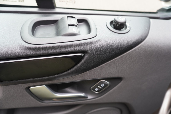 Ford Transit Custom 300S 2.0 TDCI 130PK L1H1 Limited Active edition nr. V098 | Airco | Cruise | Apple-Android auto