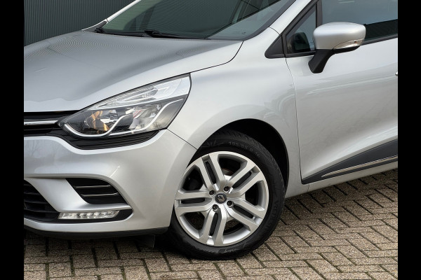 Renault Clio Estate 1.2 16V Life * Navigatie * Parkeersensoren * Cruise Control *