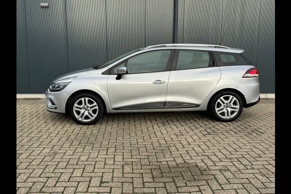 Renault Clio Estate 1.2 16V Life * Navigatie * Parkeersensoren * Cruise Control *