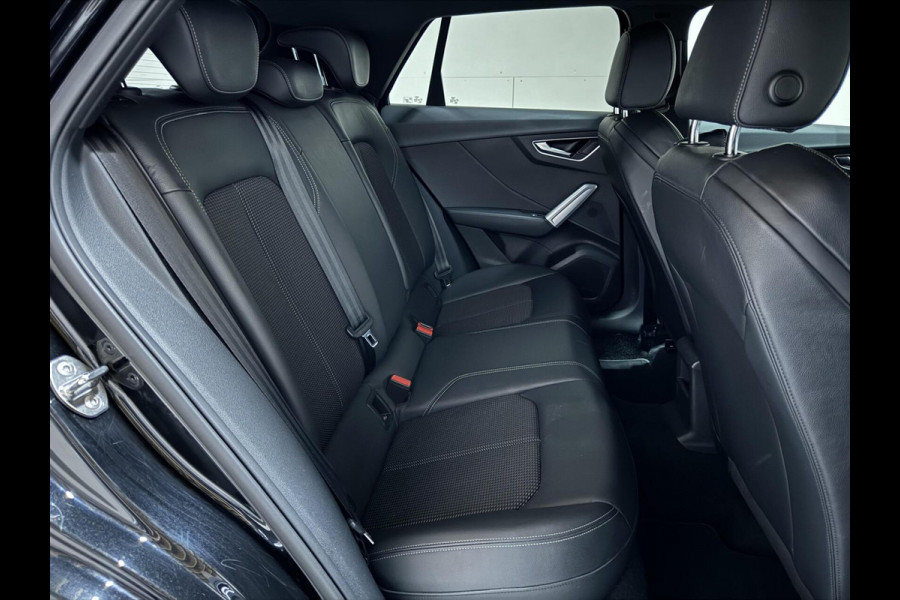 Audi Q2 35 TFSI S-Line Black Edition Virtual Carplay Camera NAP