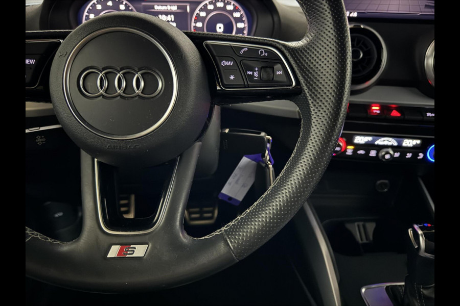 Audi Q2 35 TFSI S-Line Black Edition Virtual Carplay Camera NAP