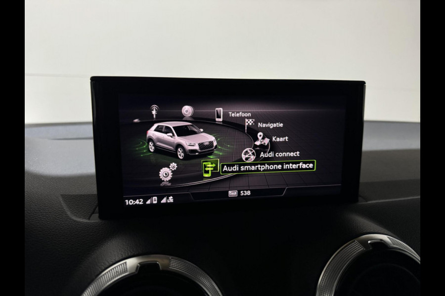 Audi Q2 35 TFSI S-Line Black Edition Virtual Carplay Camera NAP