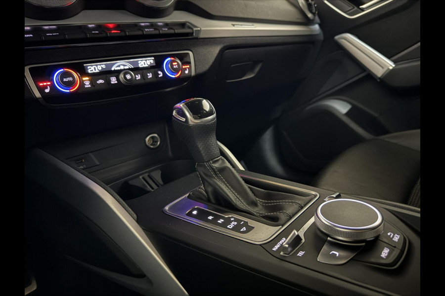 Audi Q2 35 TFSI S-Line Black Edition Virtual Carplay Camera NAP
