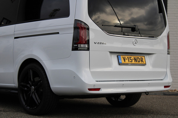 Mercedes-Benz V-Klasse 220d / Lang / DC / New Model / 2x Elec Schuifdeur / Night Pakket / Camera / NIEUWSTAAT