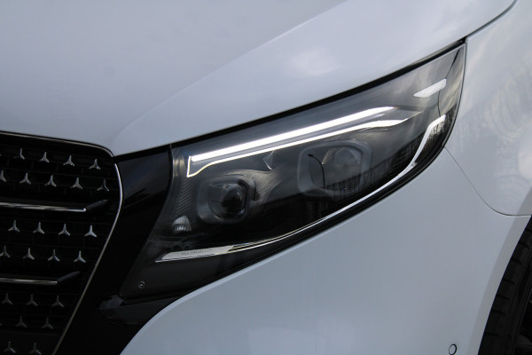 Mercedes-Benz V-Klasse 220d / Lang / DC / New Model / 2x Elec Schuifdeur / Night Pakket / Camera / NIEUWSTAAT