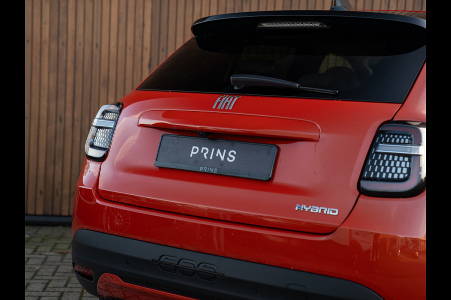 Fiat 600 1.2 Hybrid La Prima 145pk | Full option | CarPlay | Arancio Sun of Italy