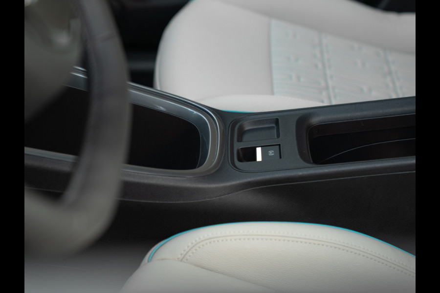 Fiat 600 1.2 Hybrid La Prima 145pk | Full option | CarPlay | Arancio Sun of Italy