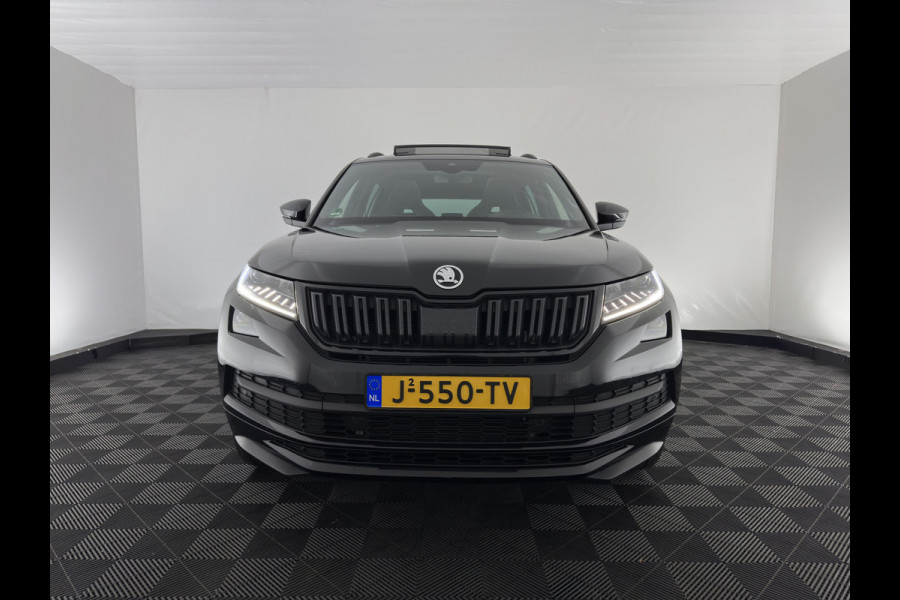 Škoda Kodiaq 1.5TSI Sportline (INCL-BTW) Aut. *PANO | 20" ALU | TOW BAR | LEATHER-MICROFIBRE | FULL-LED | MEMORY-PACK | SPORTSEATS | SHIFT-PADDLES | ADAPTIVE-CRUISE | DIGI-COCKPIT | NAVI-FULLMAP | CANTON-AUDIO | DAB | AMB