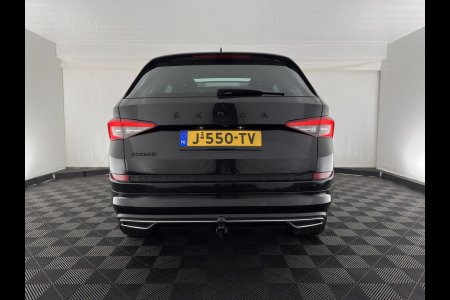 Škoda Kodiaq 1.5TSI Sportline (INCL-BTW) Aut. *PANO | 20" ALU | TOW BAR | LEATHER-MICROFIBRE | FULL-LED | MEMORY-PACK | SPORTSEATS | SHIFT-PADDLES | ADAPTIVE-CRUISE | DIGI-COCKPIT | NAVI-FULLMAP | CANTON-AUDIO | DAB | AMB