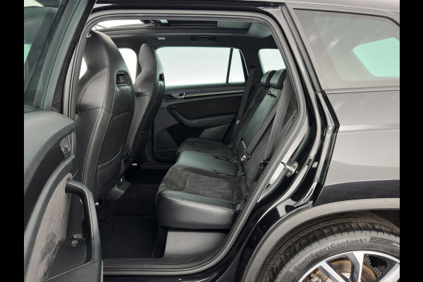 Škoda Kodiaq 1.5TSI Sportline (INCL-BTW) Aut. *PANO | 20" ALU | TOW BAR | LEATHER-MICROFIBRE | FULL-LED | MEMORY-PACK | SPORTSEATS | SHIFT-PADDLES | ADAPTIVE-CRUISE | DIGI-COCKPIT | NAVI-FULLMAP | CANTON-AUDIO | DAB | AMB