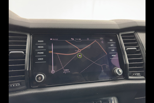 Škoda Kodiaq 1.5TSI Sportline (INCL-BTW) Aut. *PANO | 20" ALU | TOW BAR | LEATHER-MICROFIBRE | FULL-LED | MEMORY-PACK | SPORTSEATS | SHIFT-PADDLES | ADAPTIVE-CRUISE | DIGI-COCKPIT | NAVI-FULLMAP | CANTON-AUDIO | DAB | AMB