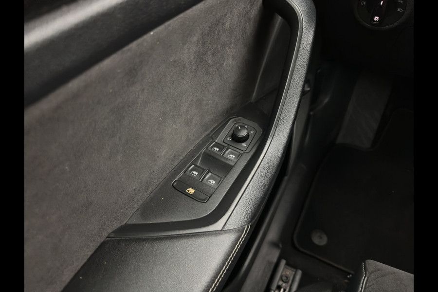 Škoda Kodiaq 1.5TSI Sportline (INCL-BTW) Aut. *PANO | 20" ALU | TOW BAR | LEATHER-MICROFIBRE | FULL-LED | MEMORY-PACK | SPORTSEATS | SHIFT-PADDLES | ADAPTIVE-CRUISE | DIGI-COCKPIT | NAVI-FULLMAP | CANTON-AUDIO | DAB | AMB