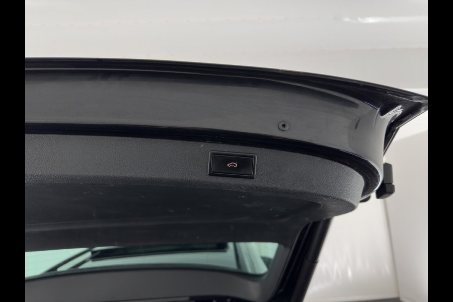 Škoda Kodiaq 1.5TSI Sportline (INCL-BTW) Aut. *PANO | 20" ALU | TOW BAR | LEATHER-MICROFIBRE | FULL-LED | MEMORY-PACK | SPORTSEATS | SHIFT-PADDLES | ADAPTIVE-CRUISE | DIGI-COCKPIT | NAVI-FULLMAP | CANTON-AUDIO | DAB | AMB