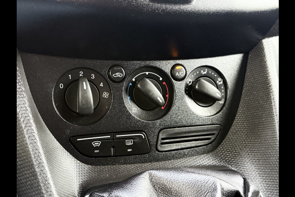 Ford Transit Connect 1.5 TDCI 101 PK / L2H1 / 1e EIG. / TREKHAAK / AIRCO / CRUISE / INRICHTING / 3-ZITS