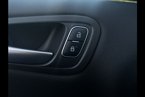 Ford C-MAX 1.0 Titanium CAMERA/ELEKTR.ACHTERKLEP/CLIMATE/DEALERONDERHOUDEN