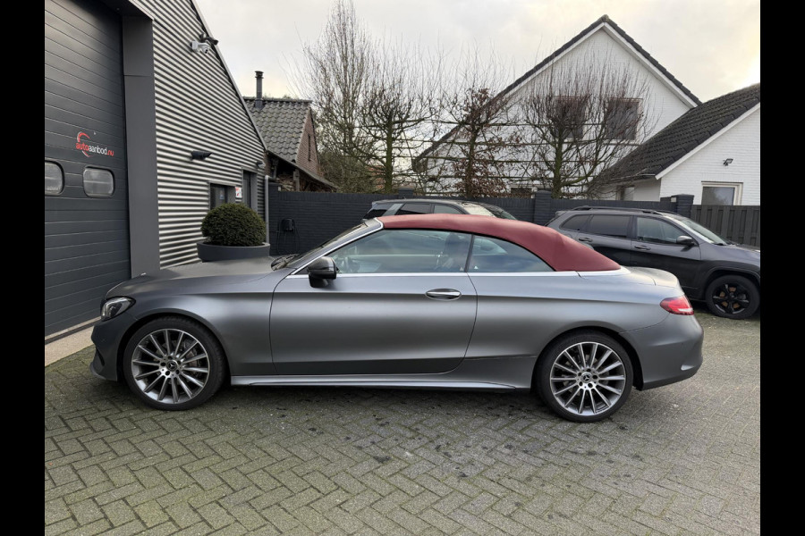 Mercedes-Benz C-Klasse 200 4matic AMG | Navigatie | Camera | Stoelkoeling & Verwarming | 19 Inch Lichtmetalen Velgen |