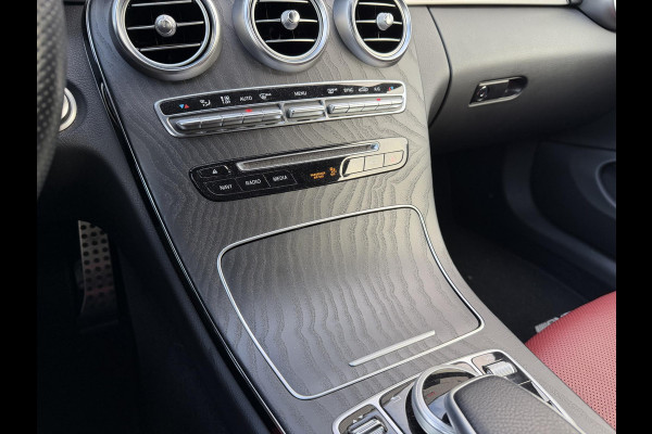 Mercedes-Benz C-Klasse 200 4matic AMG | Navigatie | Camera | Stoelkoeling & Verwarming | 19 Inch Lichtmetalen Velgen |