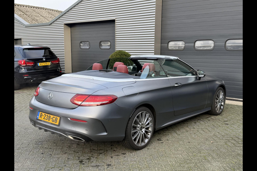 Mercedes-Benz C-Klasse 200 4matic AMG | Navigatie | Camera | Stoelkoeling & Verwarming | 19 Inch Lichtmetalen Velgen |