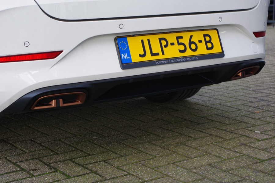 CUPRA Leon Sportstourer 1.4 e-Hybrid 245 PK VZ Adrenaline, Winterpakket, Stuur-Startknop, LED, Carplay, Memory