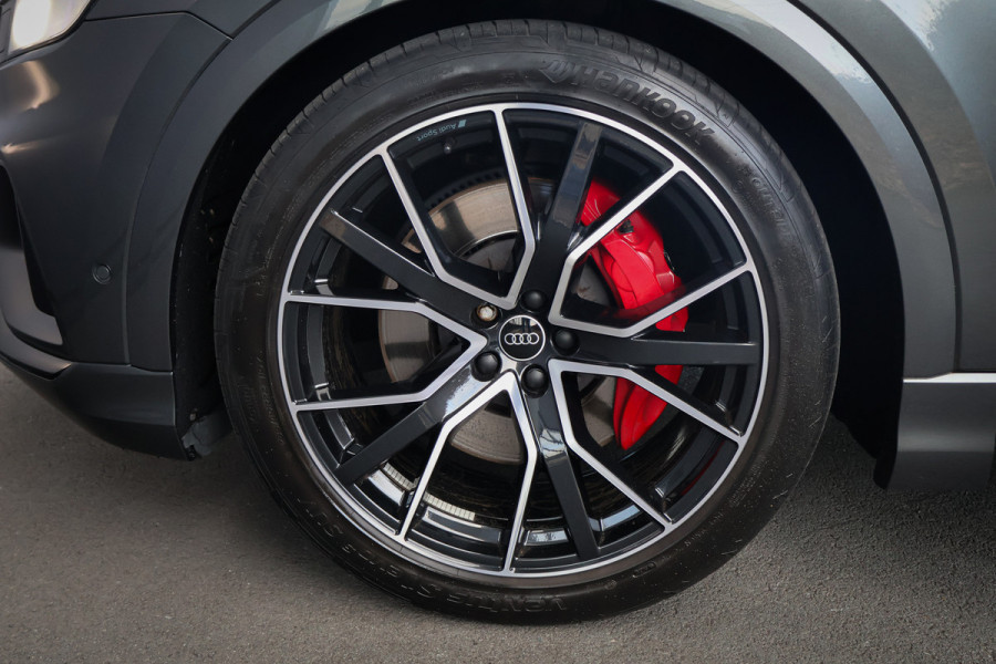 Audi Q8 55 TFSI e quattro | ADAPTIVE CRUISE | SOFTCLOSE | STOELVERWARMING | STUURVERWARMING | ELEKTRISCHE STOELEN | 360 CAMERA | SPORTST