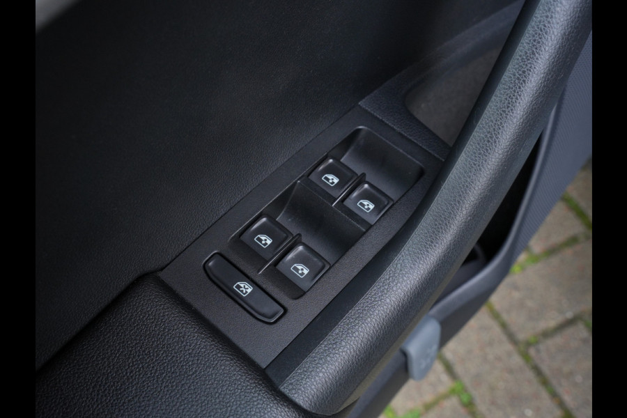 Škoda Octavia Combi 1.0 TSI Greentech Business Edition | Stoelverwarming | Climate Control | Navigatie