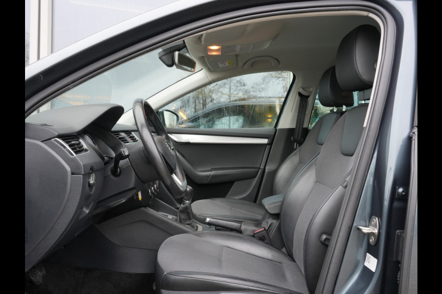 Škoda Octavia Combi 1.0 TSI Greentech Business Edition | Stoelverwarming | Climate Control | Navigatie