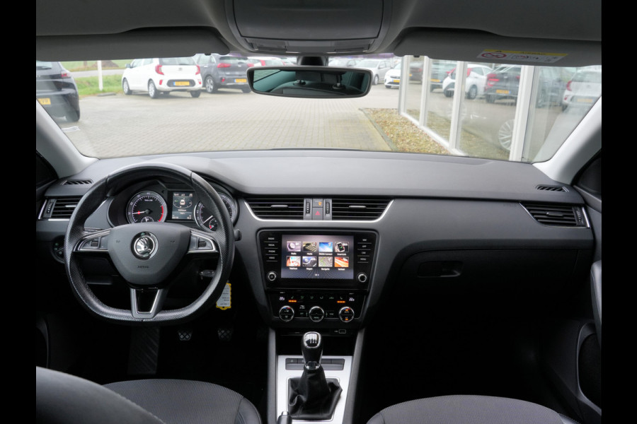 Škoda Octavia Combi 1.0 TSI Greentech Business Edition | Stoelverwarming | Climate Control | Navigatie