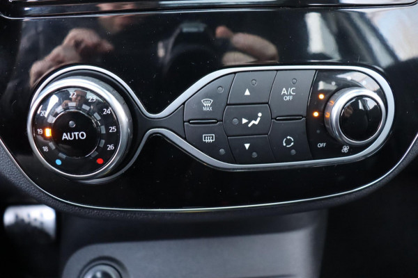 Renault Captur 1.2 TCe Intens org.NL pano-dak trekhaak