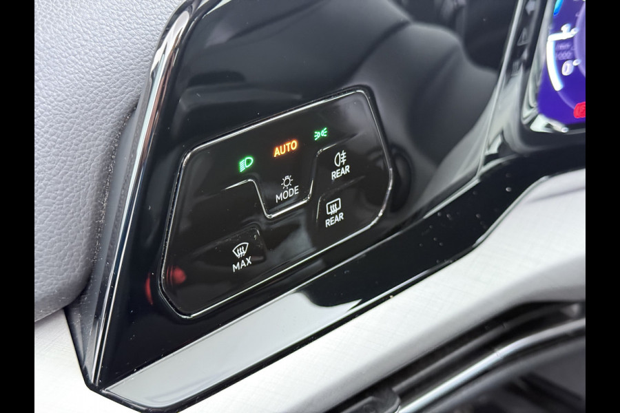 Volkswagen Golf 1.0 eTSI 111PK AUT-7 Nieuw Model Adap.Cruise Virtual Cockpit Apple Carplay Android APP-Connect Navi Ecc Pdc Life Stoel+Stuurverwarming Lmv Mirrorlink DAB Led Isofix Keyless mild hybride Complete Volkswagen Golf mild hybride!