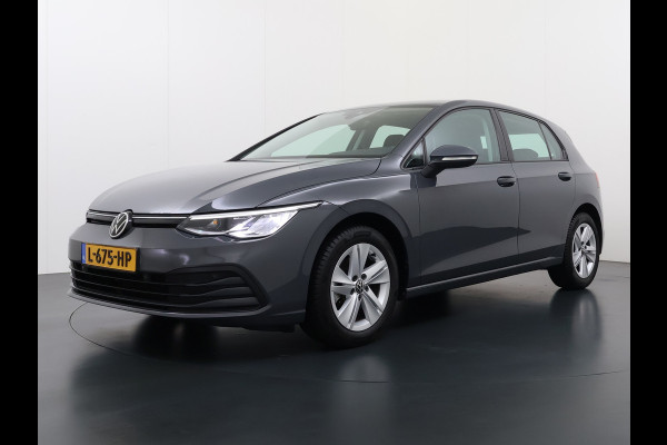 Volkswagen Golf 1.0 eTSI 111PK AUT-7 Nieuw Model Adap.Cruise Virtual Cockpit Apple Carplay Android APP-Connect Navi Ecc Pdc Life Stoel+Stuurverwarming Lmv Mirrorlink DAB Led Isofix Keyless mild hybride Complete Volkswagen Golf mild hybride!