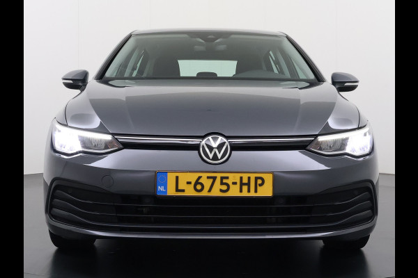 Volkswagen Golf 1.0 eTSI 111PK AUT-7 Nieuw Model Adap.Cruise Virtual Cockpit Apple Carplay Android APP-Connect Navi Ecc Pdc Life Stoel+Stuurverwarming Lmv Mirrorlink DAB Led Isofix Keyless mild hybride Complete Volkswagen Golf mild hybride!