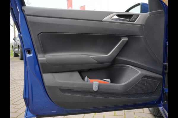 Volkswagen Polo 1.0 TSI Comfortline Business | Navigatie | DAB | Climate Control | Android/Apple Carplay