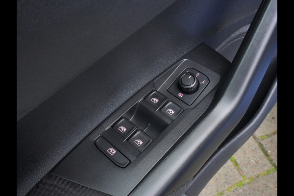 Volkswagen Polo 1.0 TSI Comfortline Business | Navigatie | DAB | Climate Control | Android/Apple Carplay