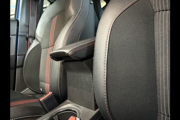 Renault Captur 1.3 TCe 160 R.S. Line | Groot Navi | ACC | Camera | Blindspot | 18" | Stoelverwarming | 100 % Dealer onderhouden!