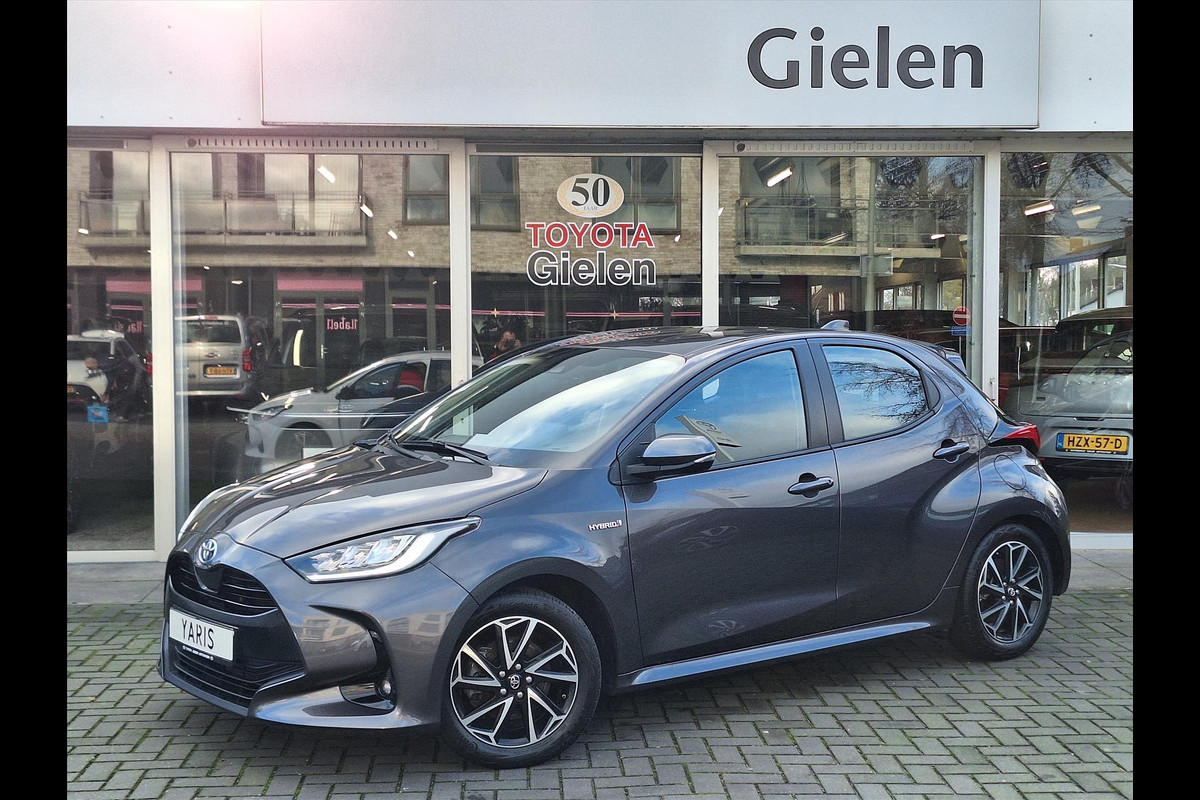Toyota Yaris 1.5 Hybrid Dynamic Plus | Trekhaak, Stoelverwarming, Keyless, 16 inch, LED, Apple CarPlay/Android auto, Parkeercamera