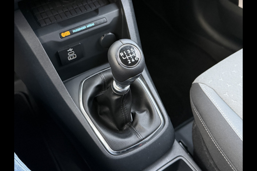 Ford Transit Courier 1.0 Ecoboost Limited BENZINE / L1H1 / UNIEK 2.119 KM!! / 4 JAAR GAR !! / ADAPTIVE CRUISE / CAMERA / LANE ASSIST / CARPLAY