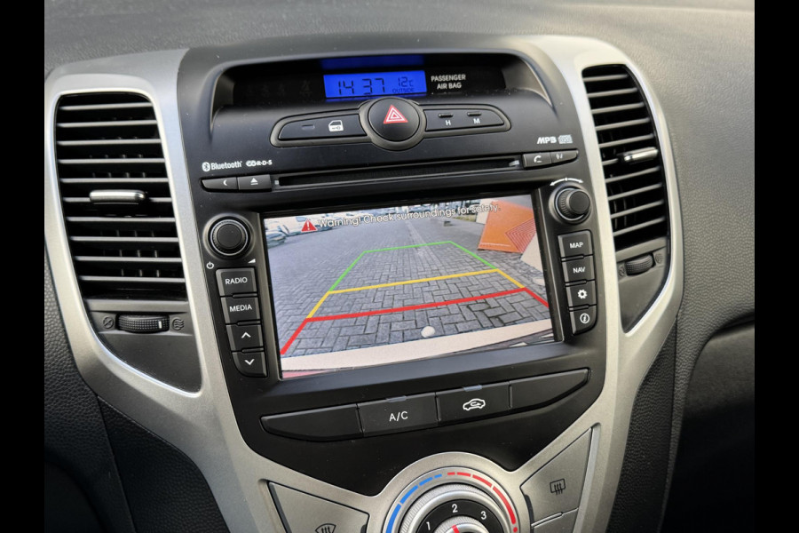 Hyundai ix20 1.4i Go! | Navi | Parkeercamera | Prijs is rijklaar