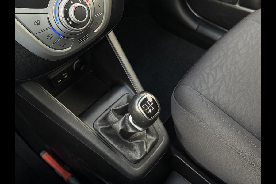 Hyundai ix20 1.4i Go! | Navi | Parkeercamera | Prijs is rijklaar
