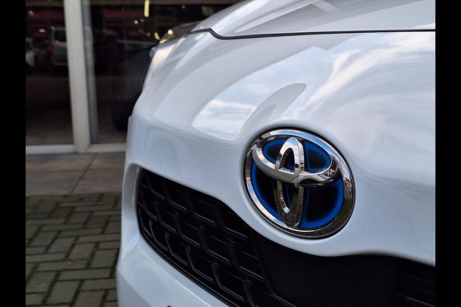 Toyota Yaris Cross 1.5 Hybrid Dynamic plus | Smart Connect, Stoelverwarming, Keyless, 17 inch, Privacy glass, Adaptive cruise control