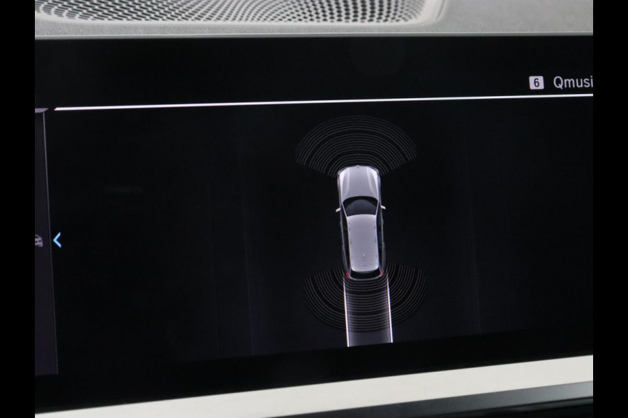 BMW 3-serie 330e M Sport | Leder | Stoelverwarming | Carplay | Sportstoelen | Laserlicht | Live Cockpit | Sfeerverlichting | Navigatie | Parkeerhulp | Climate control | Bluetooth | Cruise control