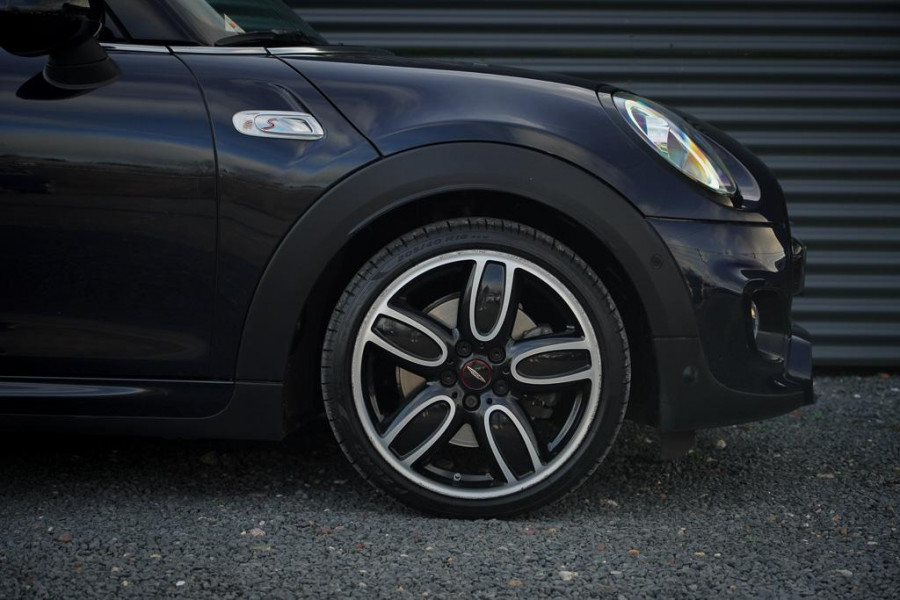MINI Cabrio 2.0 Cooper S Hammersmith Aut / Leder / NL Auto / JCW / Sporttransmissie