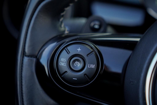 MINI Cabrio 2.0 Cooper S Hammersmith Aut / Leder / NL Auto / JCW / Sporttransmissie