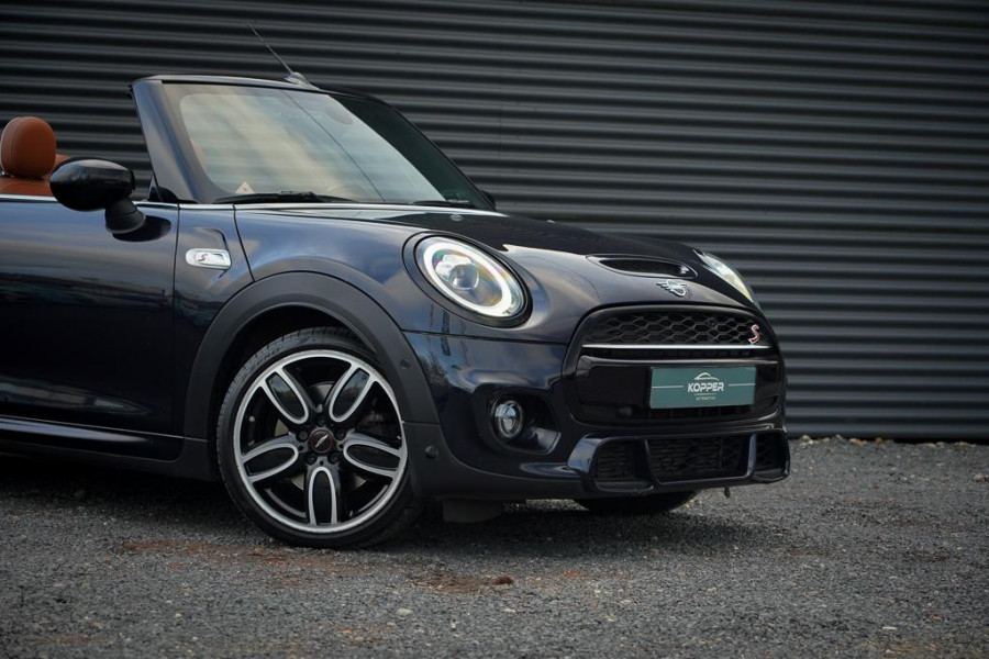 MINI Cabrio 2.0 Cooper S Hammersmith Aut / Leder / NL Auto / JCW / Sporttransmissie