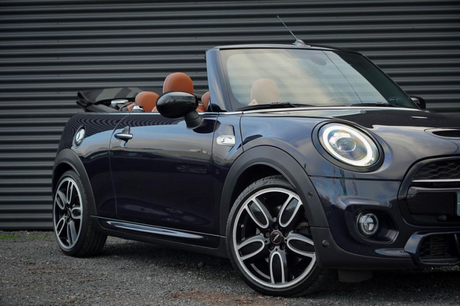 MINI Cabrio 2.0 Cooper S Hammersmith Aut / Leder / NL Auto / JCW / Sporttransmissie