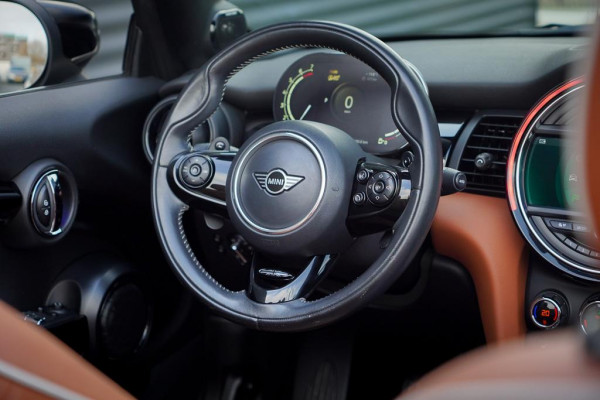 MINI Cabrio 2.0 Cooper S Hammersmith Aut / Leder / NL Auto / JCW / Sporttransmissie