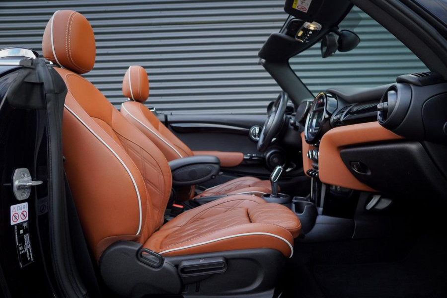 MINI Cabrio 2.0 Cooper S Hammersmith Aut / Leder / NL Auto / JCW / Sporttransmissie