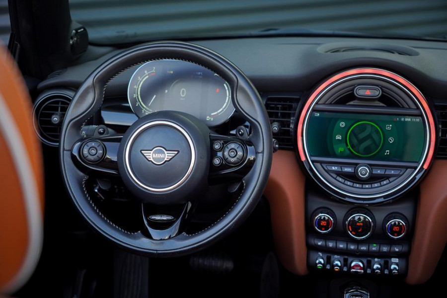 MINI Cabrio 2.0 Cooper S Hammersmith Aut / Leder / NL Auto / JCW / Sporttransmissie