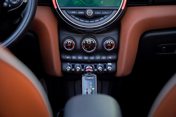 MINI Cabrio 2.0 Cooper S Hammersmith Aut / Leder / NL Auto / JCW / Sporttransmissie